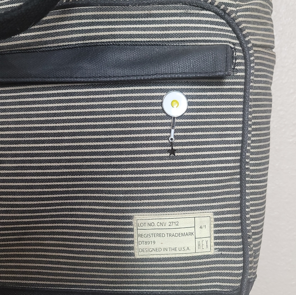 Hex Instinct Convertible Backpack Grey Woven - image 4